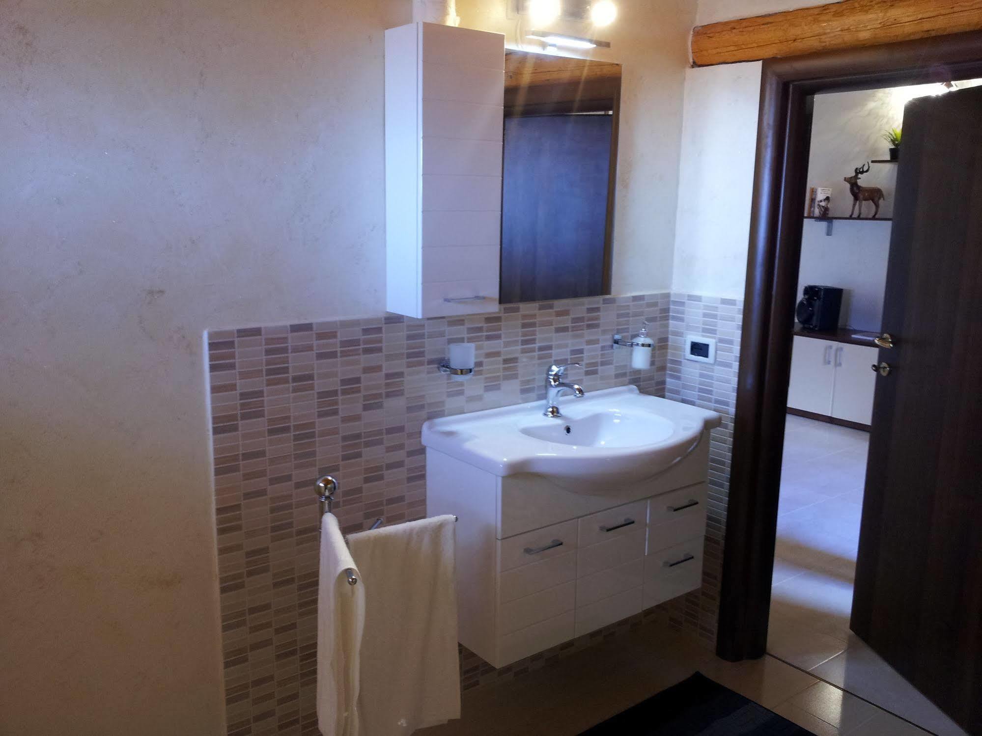 B&B Suite Viagrande Bagian luar foto