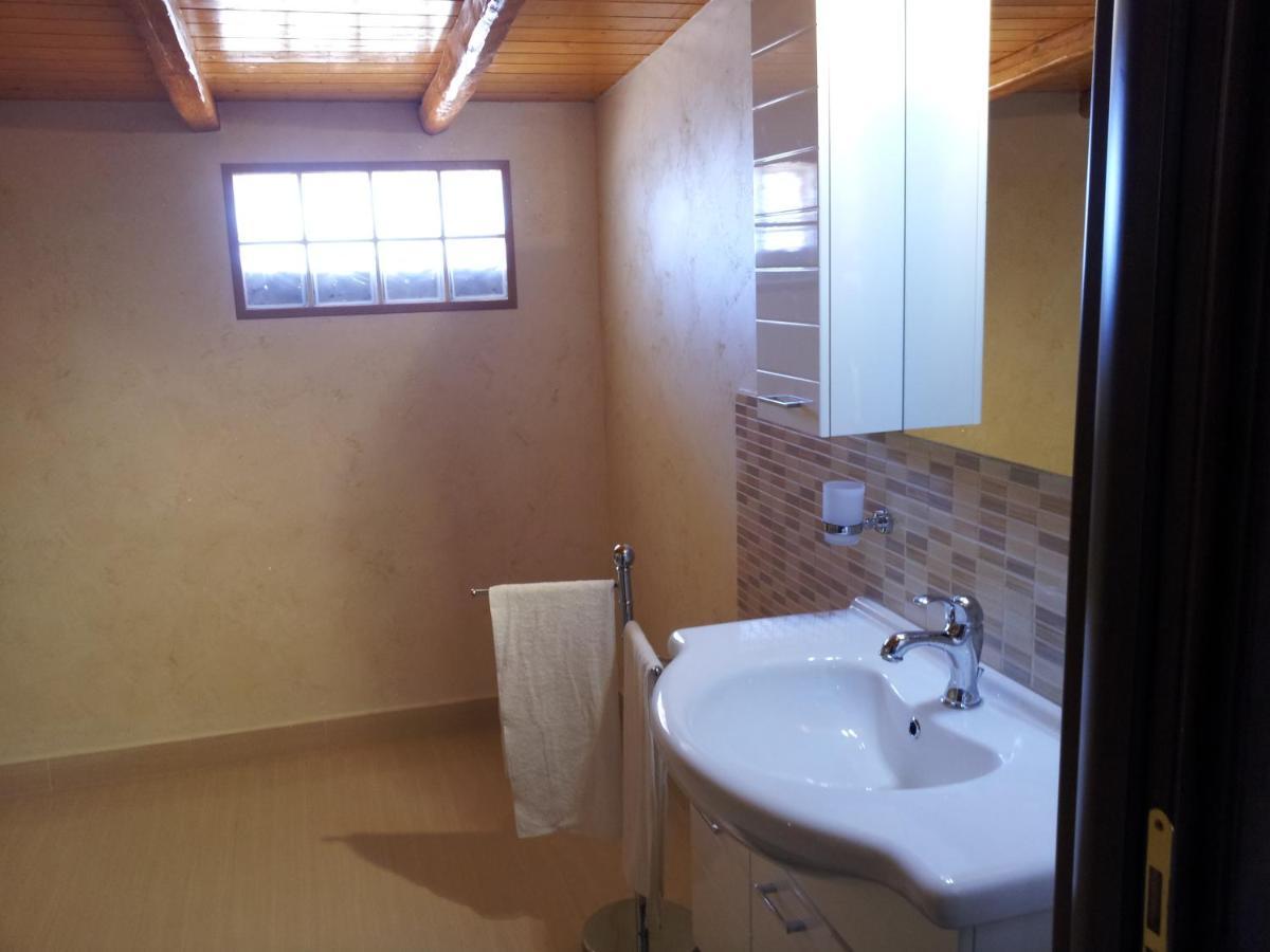 B&B Suite Viagrande Bagian luar foto